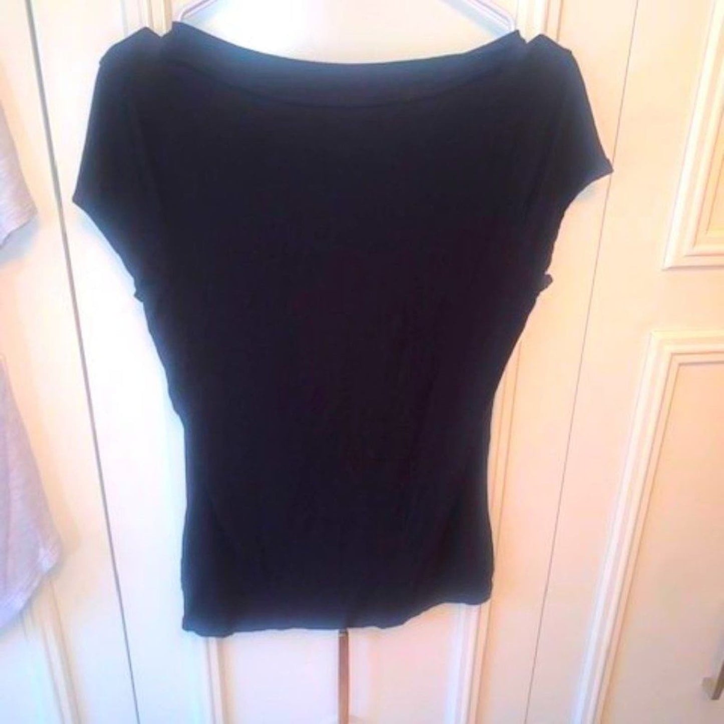 Set 2 grey/black short sleeve v-neck tees M