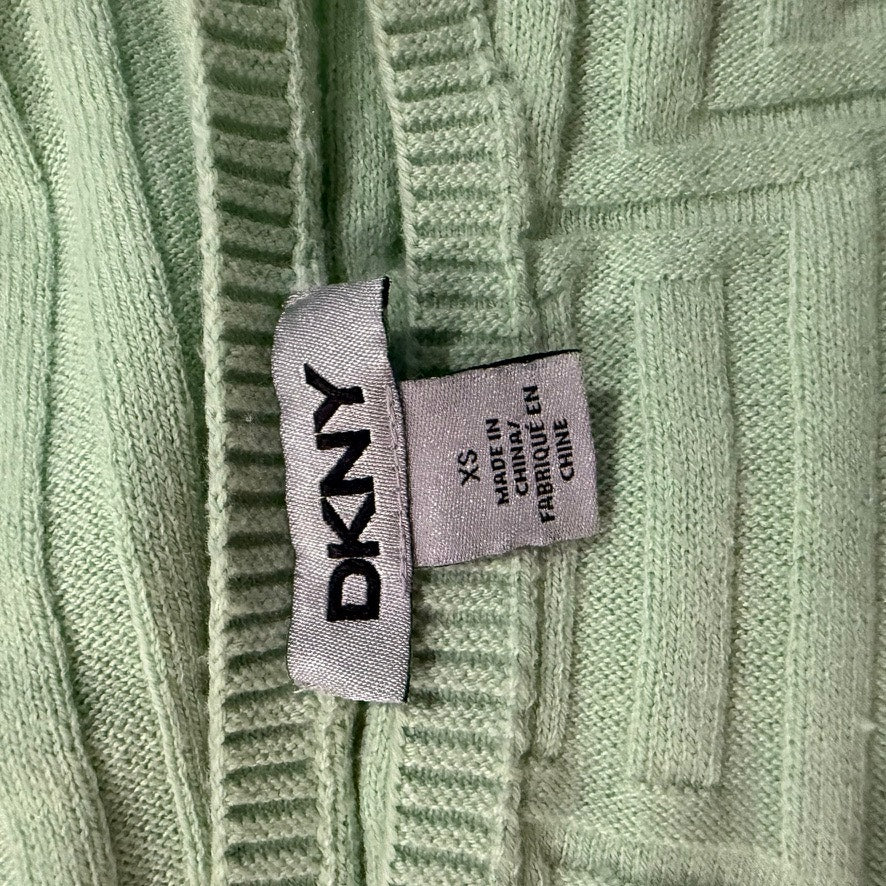 DKNY Women's XS Mint Green Geometric Short Sleeve Pullover Sweater