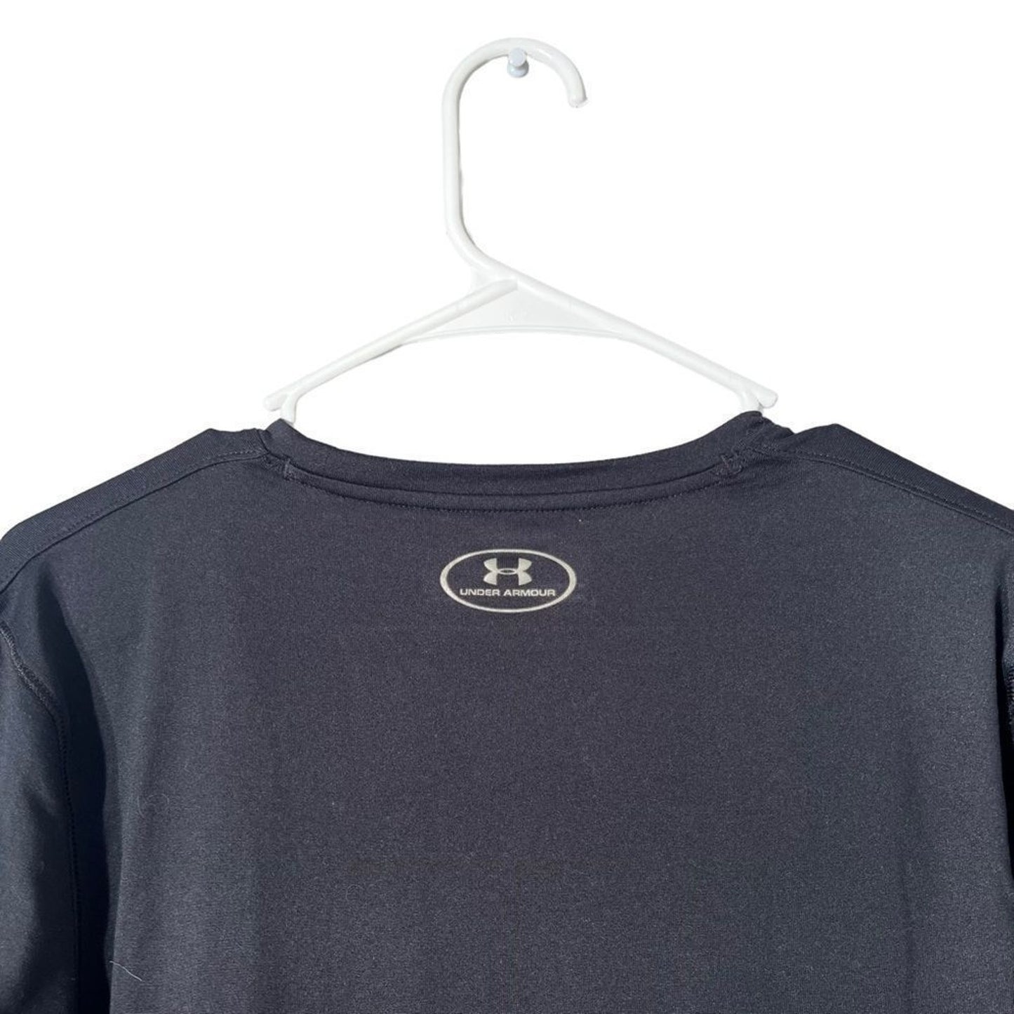 Under Armour HeatGear T-Shirt Mens Small Black Long Sleeve Graphic Crew Neck