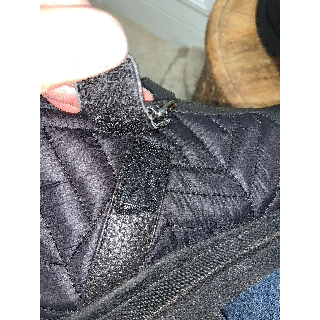Vionic Janara Women's Black Quilted Ankle Boots Size 9 Water Repellent