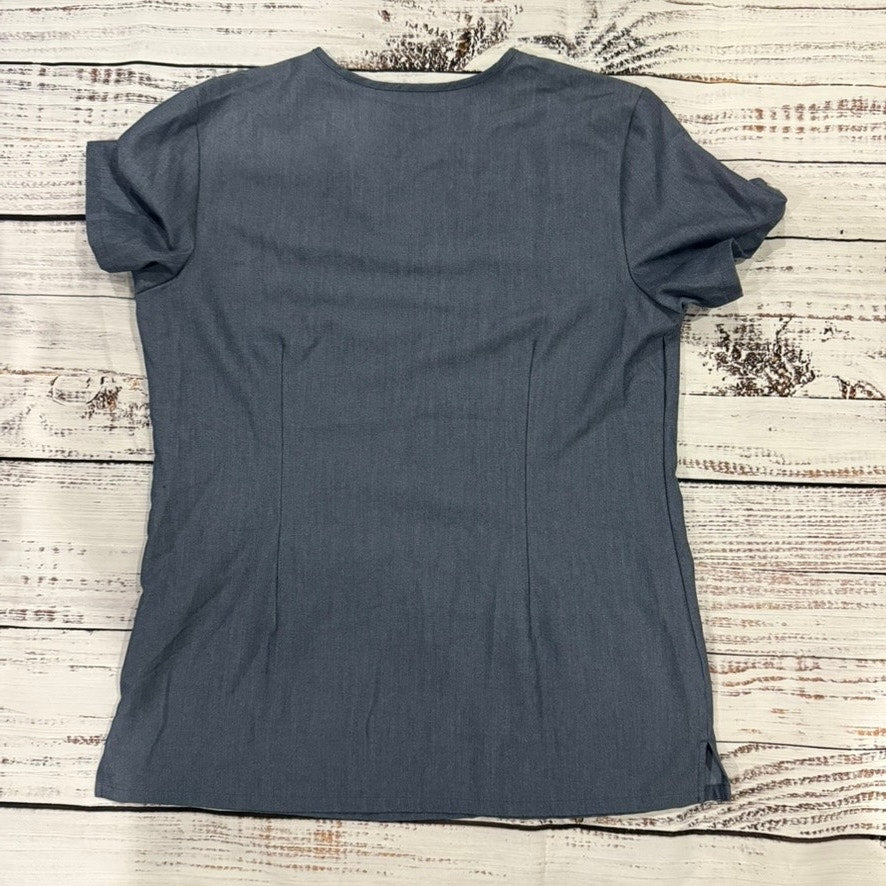 FIGS Casma 3 Pocket Women's V-Neck Scrub Top Gray Small Short Sleeve Workwear