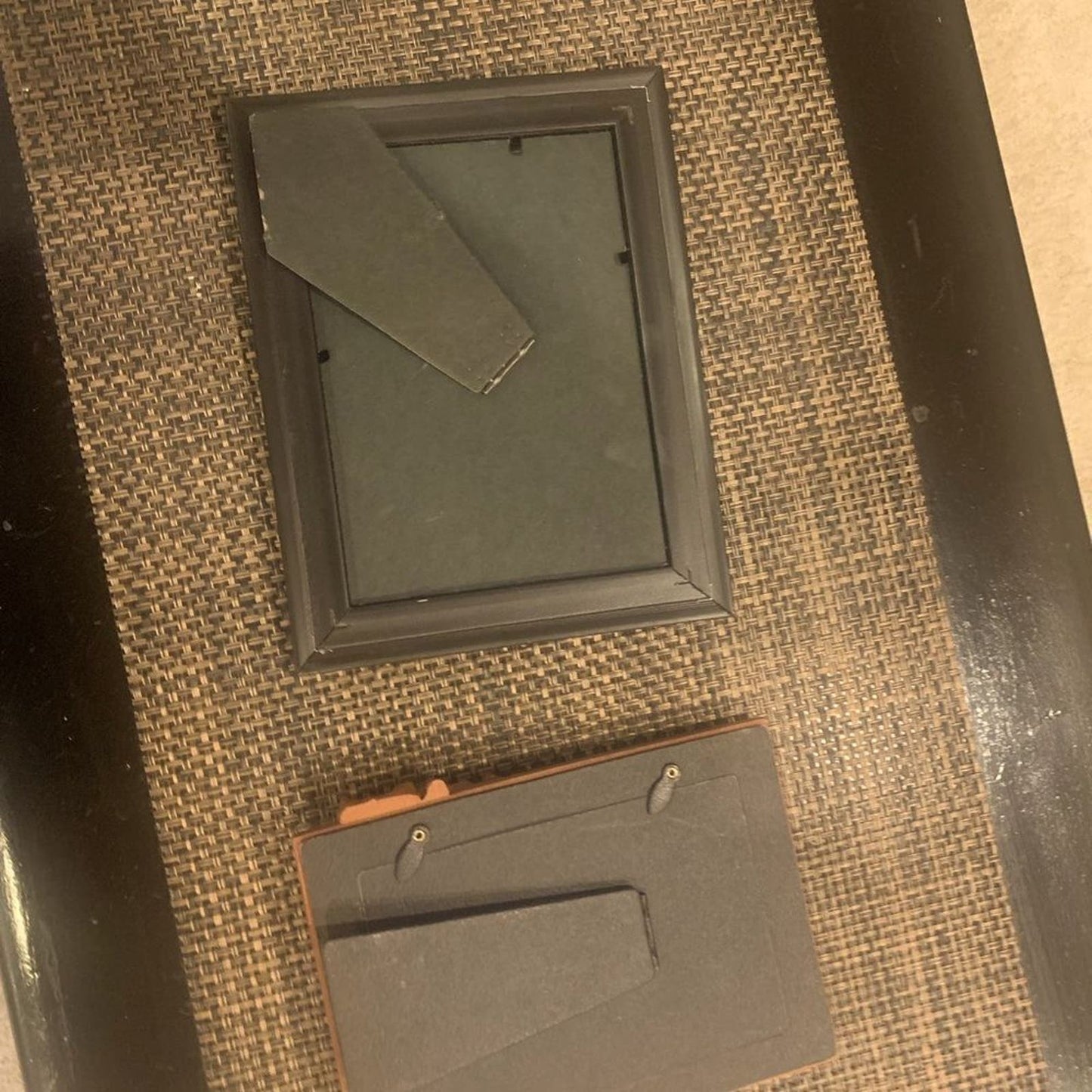 Set of 2 Hawaii/navy picture frames - timeless charm!