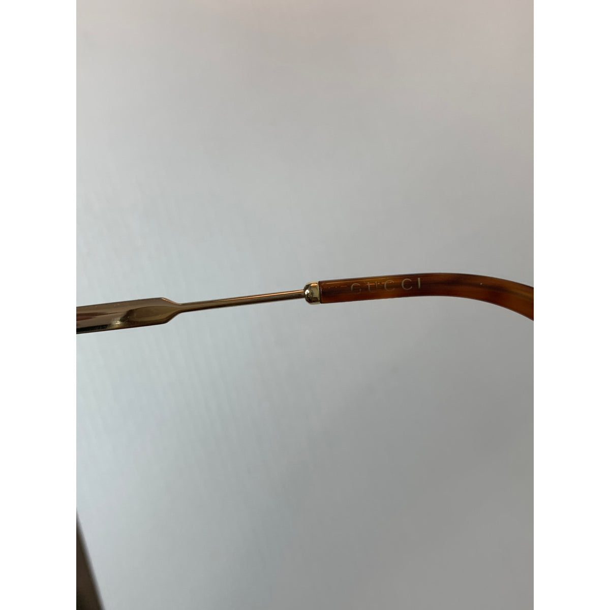 Gucci Eyeglass Frames Unisex 54-17 Red Rectangle Gold Prescription Temples Designer