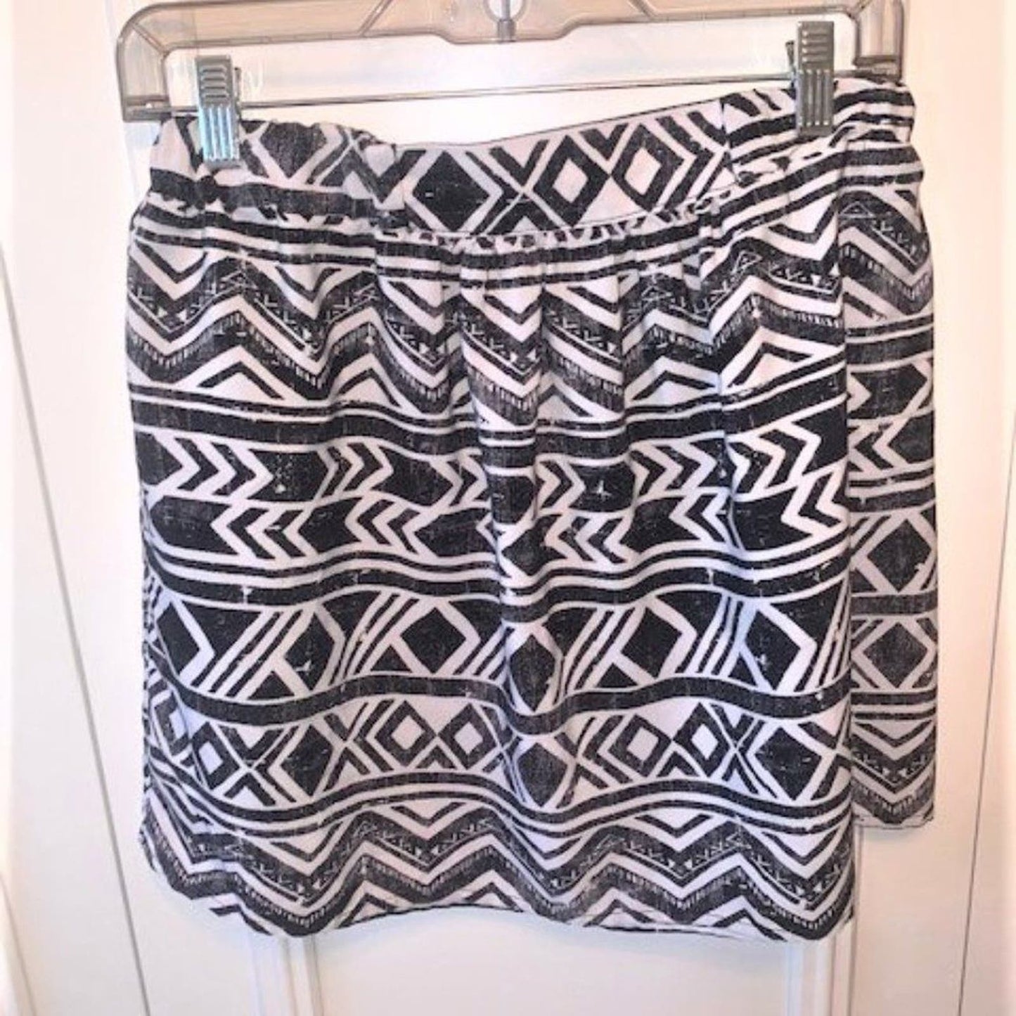 BCX Flounced Aztec print summer skirt M