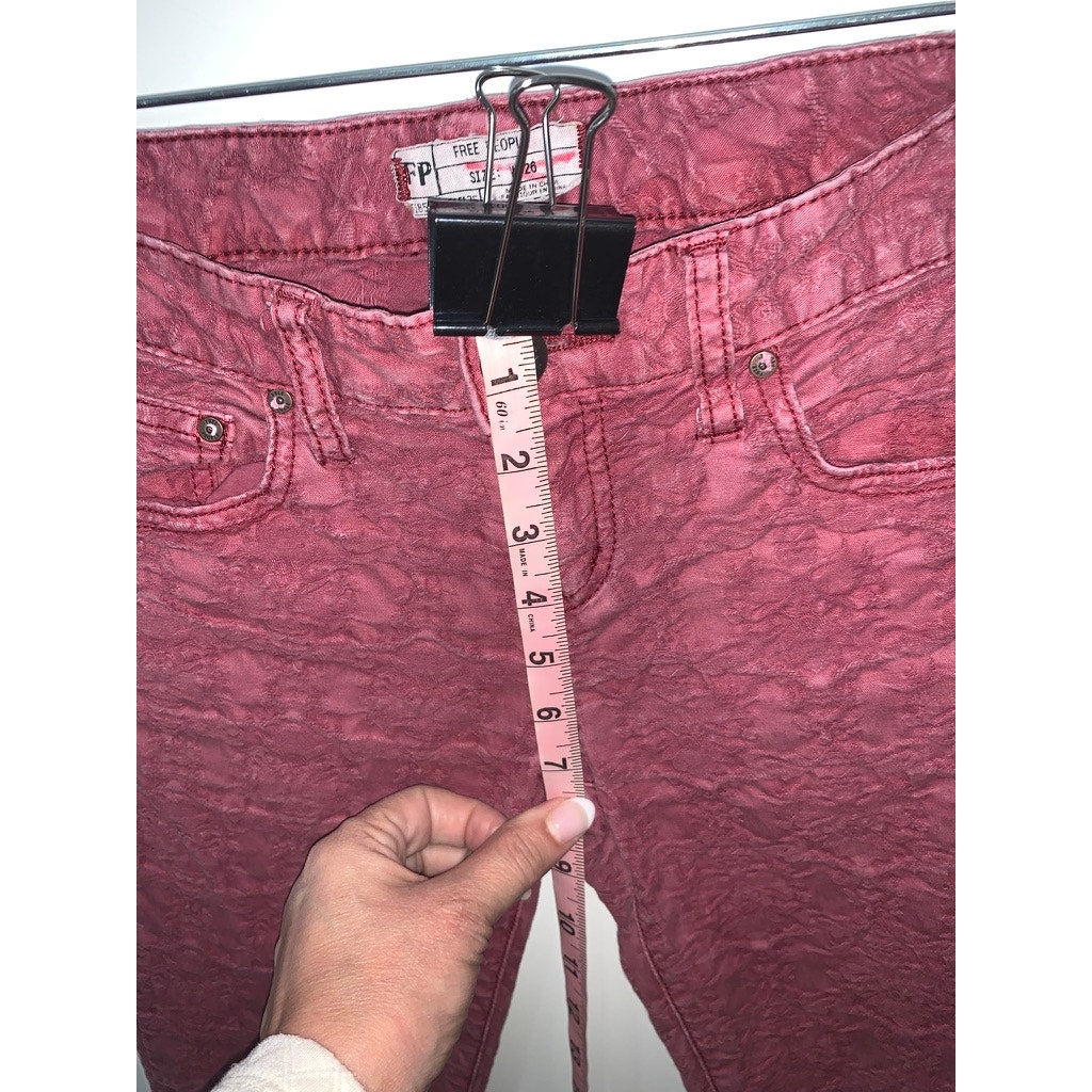 Free People Women's Red Jacquard Textured Skinny Jeans Size 26