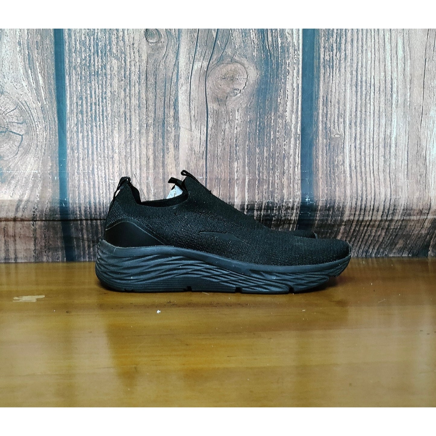Avia Womens Slip-On Walking Sneakers Black Lightweight 7W