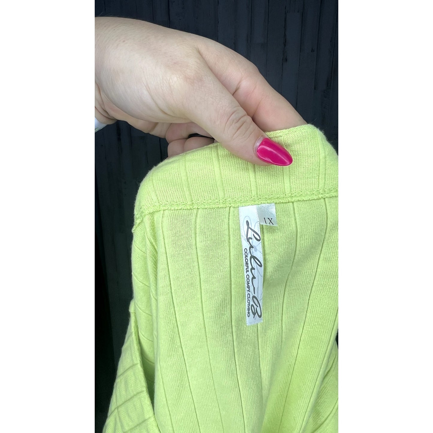 Lulu B Women's Size 1X Lime Green 3/4 Sleeve Tunic Blouse