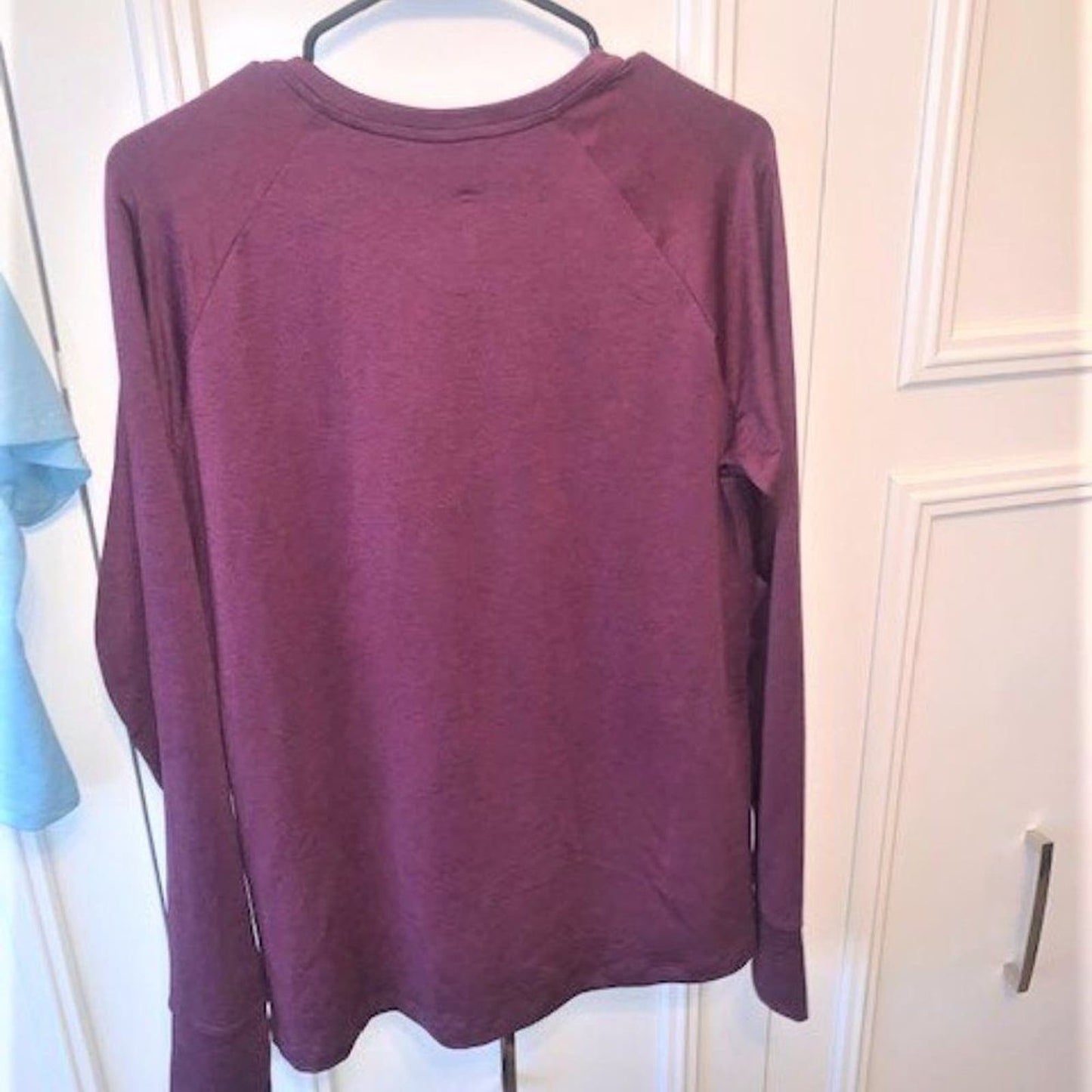 Set 2 maroon/lt blue tops - XL