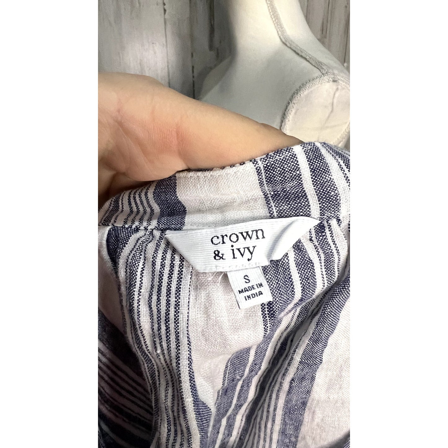 Crown & Ivy Women's Blue Striped Crochet Peasant Blouse Size Small