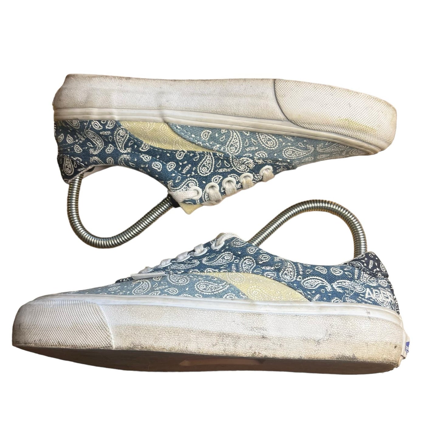 Vans Acer Ni SP Blue Paisley Bandana Print Ultracush Sneakers Women’s Size 6