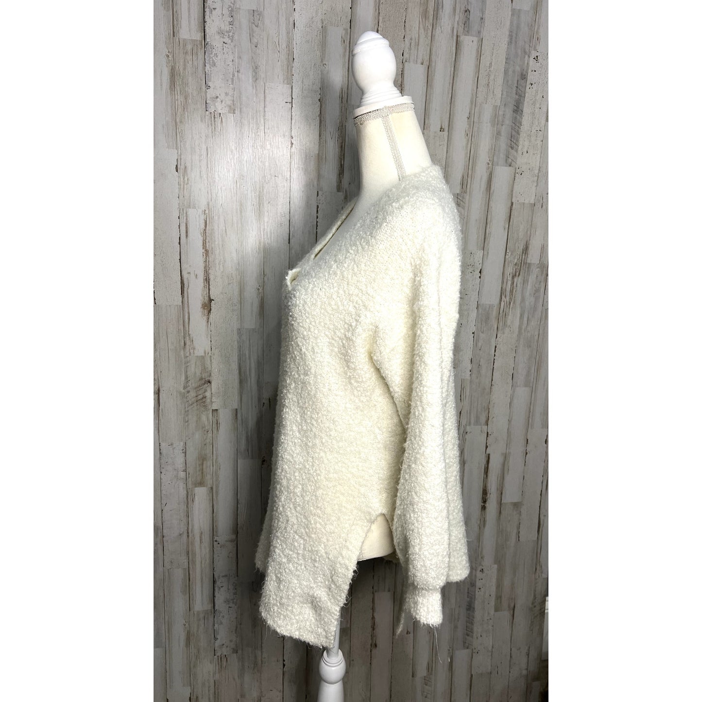 Anthropologie Pilcro Women's XS Ivory V-Neck Tunic Sweater Casual