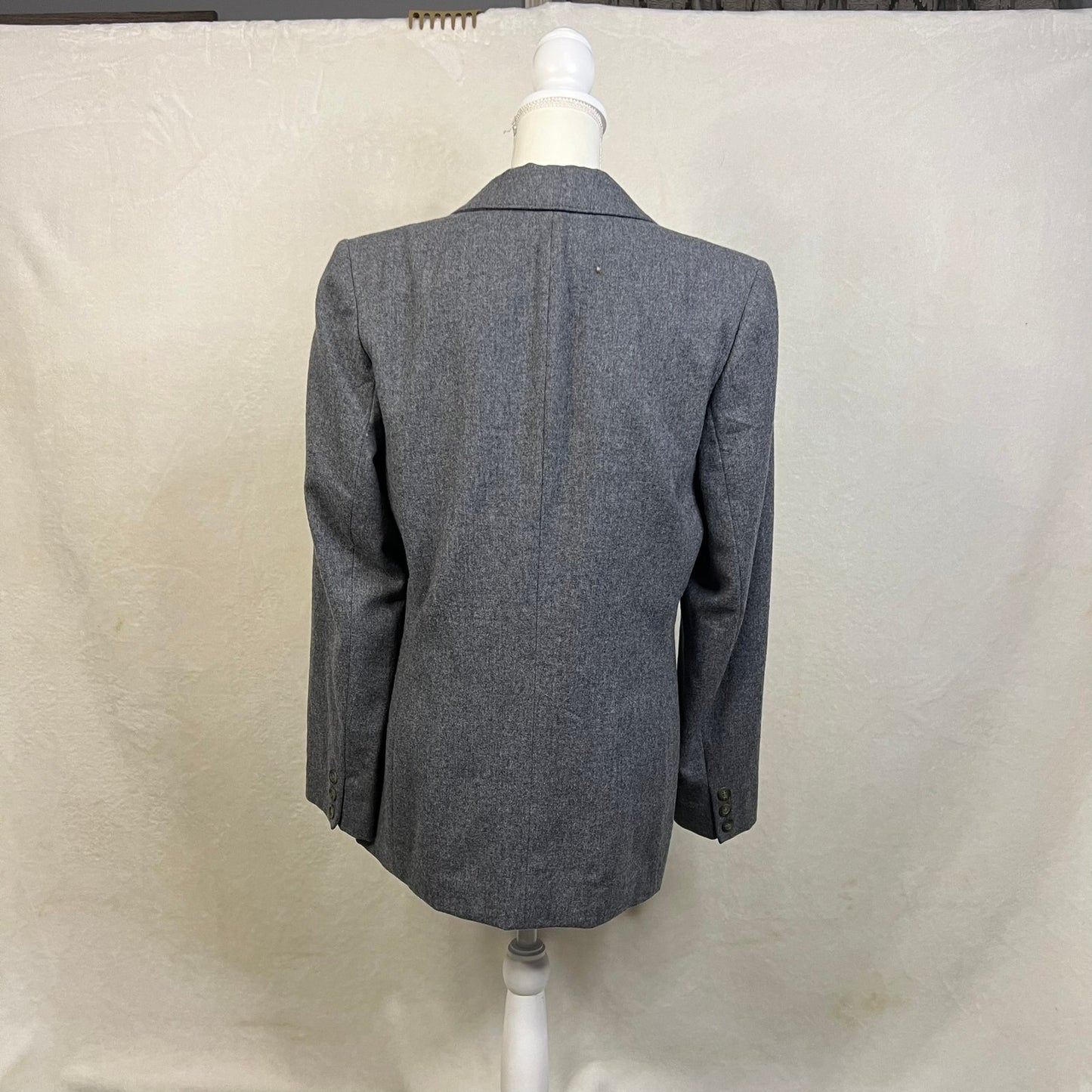 Vintage 1960s Pendleton Women's Size 10 Gray 100% Virgin Wool Two-Button Blazer