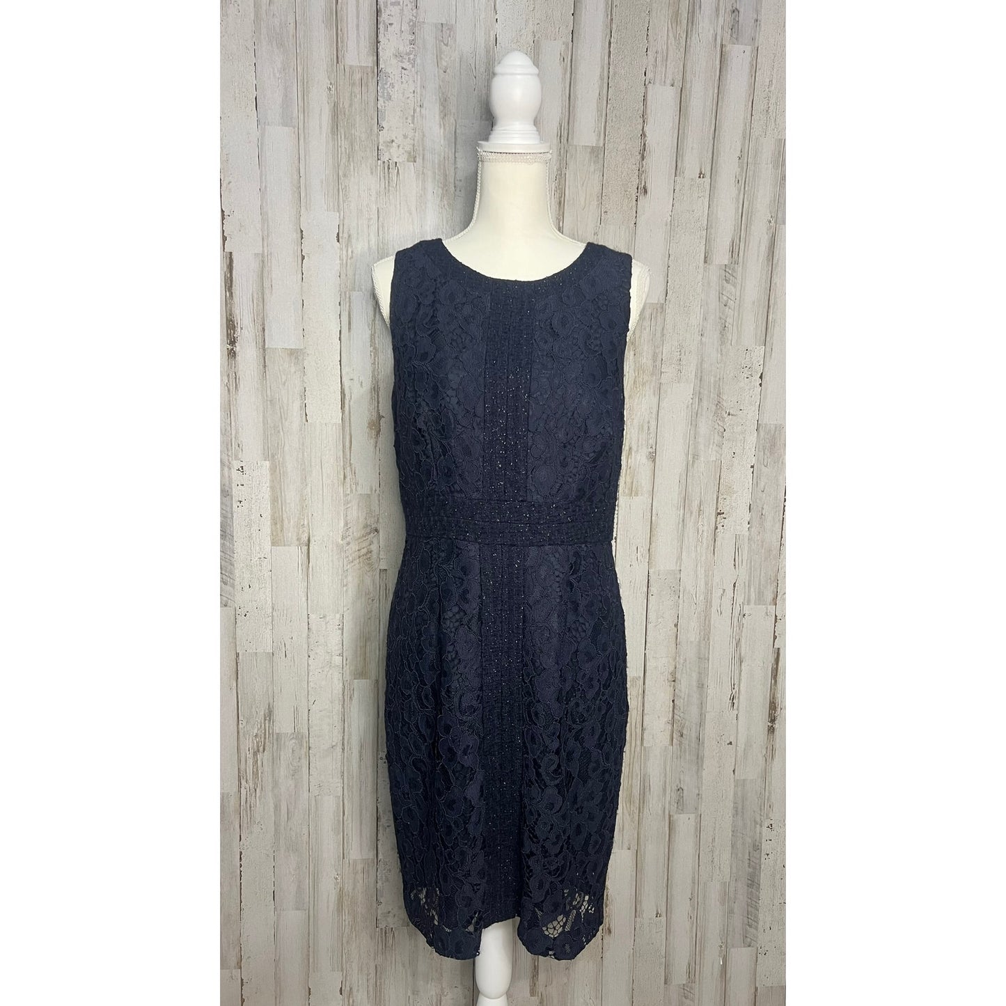 Trina Turk Women's Size 10 Navy Blue Sleeveless Lace Sheath Dress Short