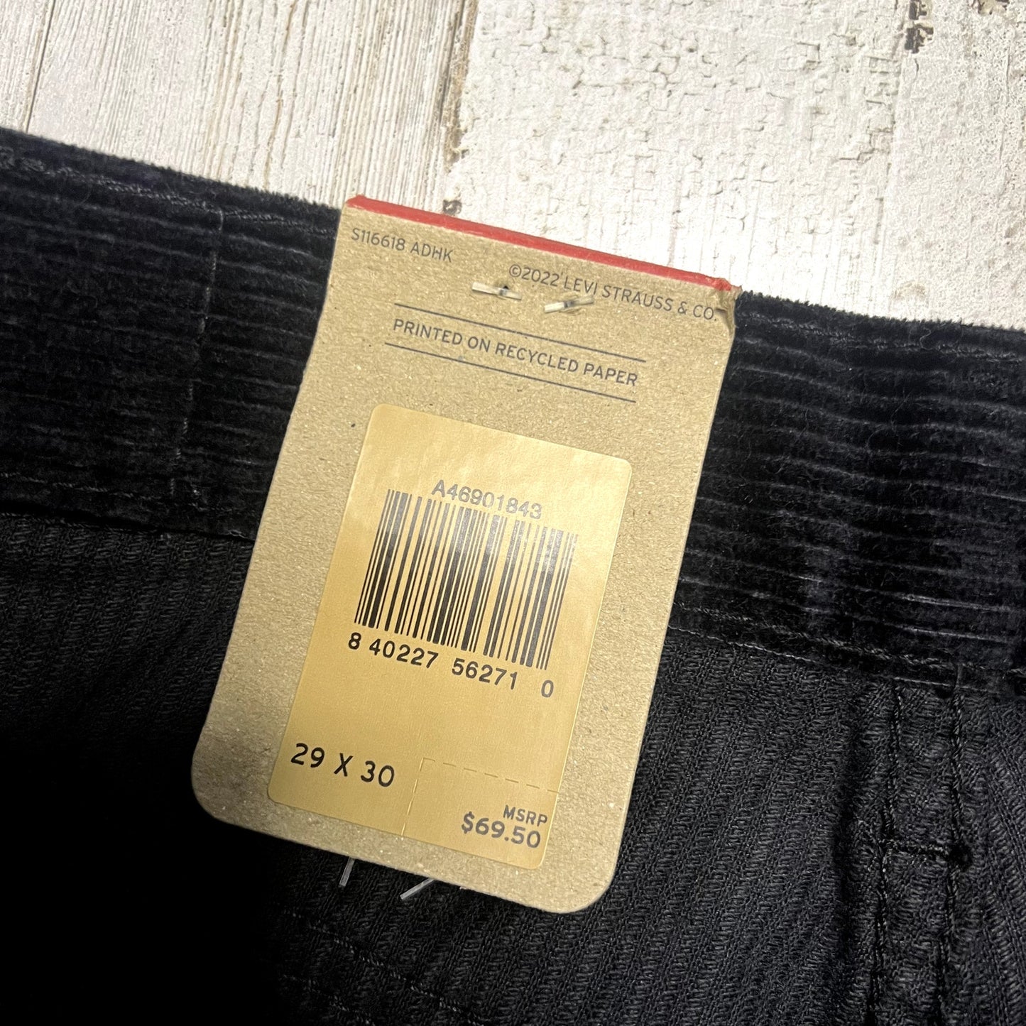 NWT Levi's Men's Size 29x30 Black Straight Leg Wide Wale Corduroy Jeans