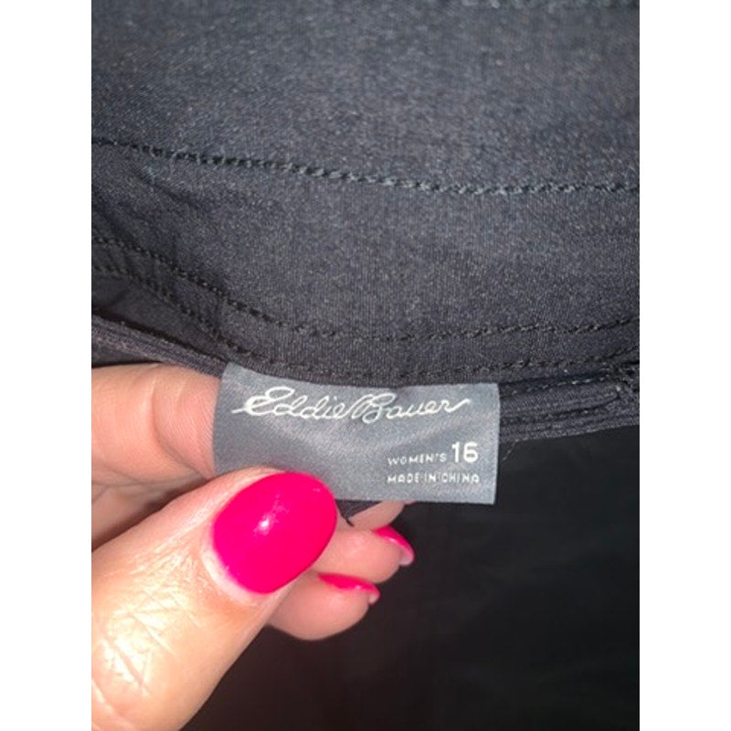 Eddie Bauer Women's Cargo Trail Shorts Black Size 16 Casual