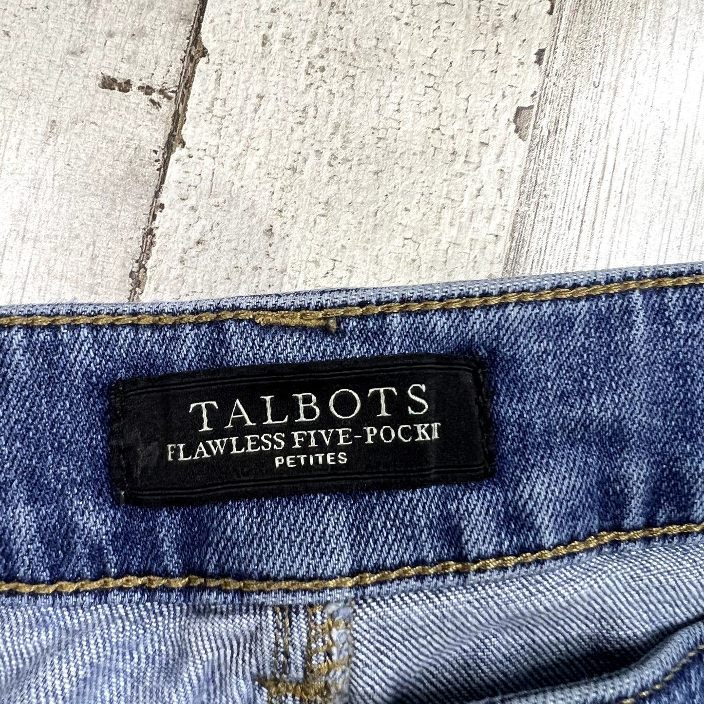 Talbots Boyfriend Distressed High Rise Jeans Blue Size 8P Women's Relaxed Fit