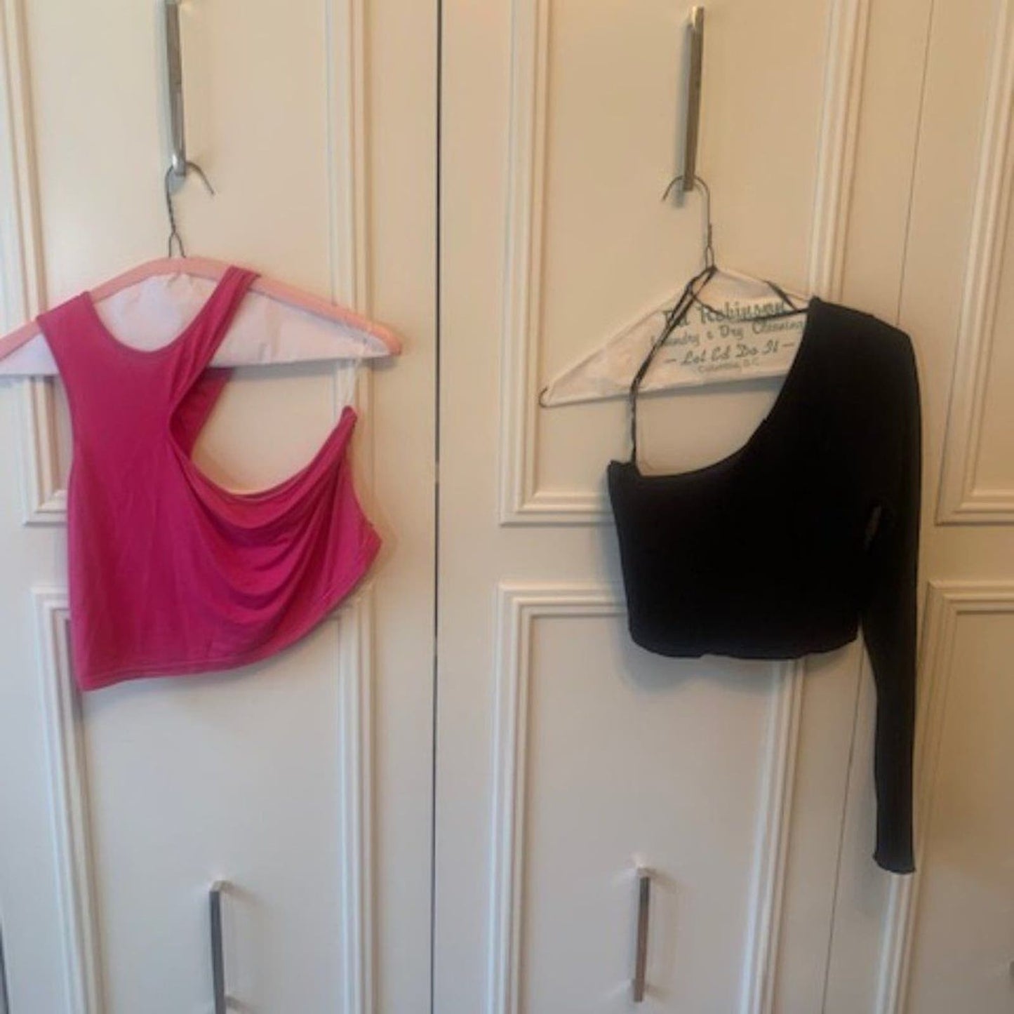 Set of 2 Cutout Shoulder Crop Tops