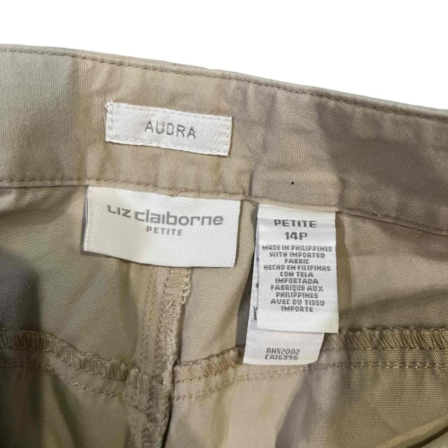 Liz Claiborne Audra Capri Pants Womens 14P Beige Cropped Mid Rise Pockets