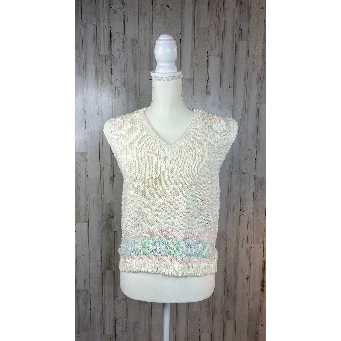 Vintage Ms Sport Women's XL Hand-Knitted White Linen Blend V-Neck Sweater Vest