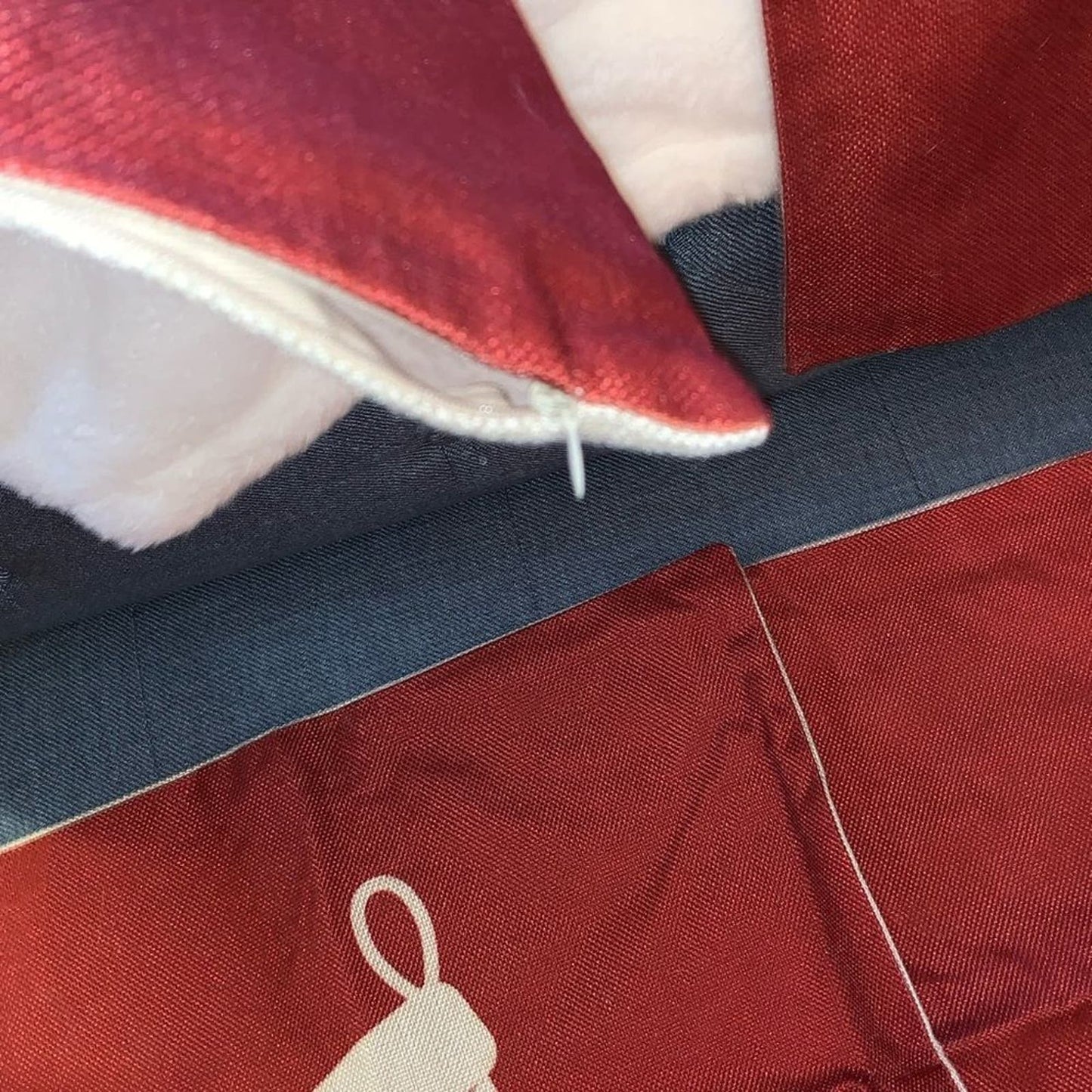 Set 4 Red/White Christmas Pillow Covers