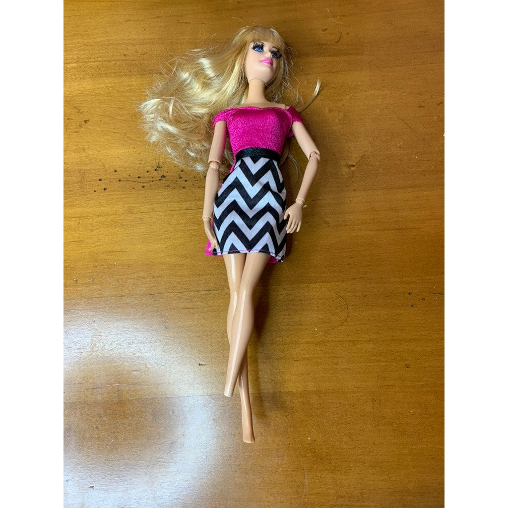 Barbie Fashion Doll Lot of 3 w/ Outfits