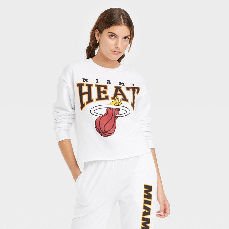 Hybrid Apparel NBA Miami Heat White Cropped Crewneck Sweatshirt Women's Size 3X