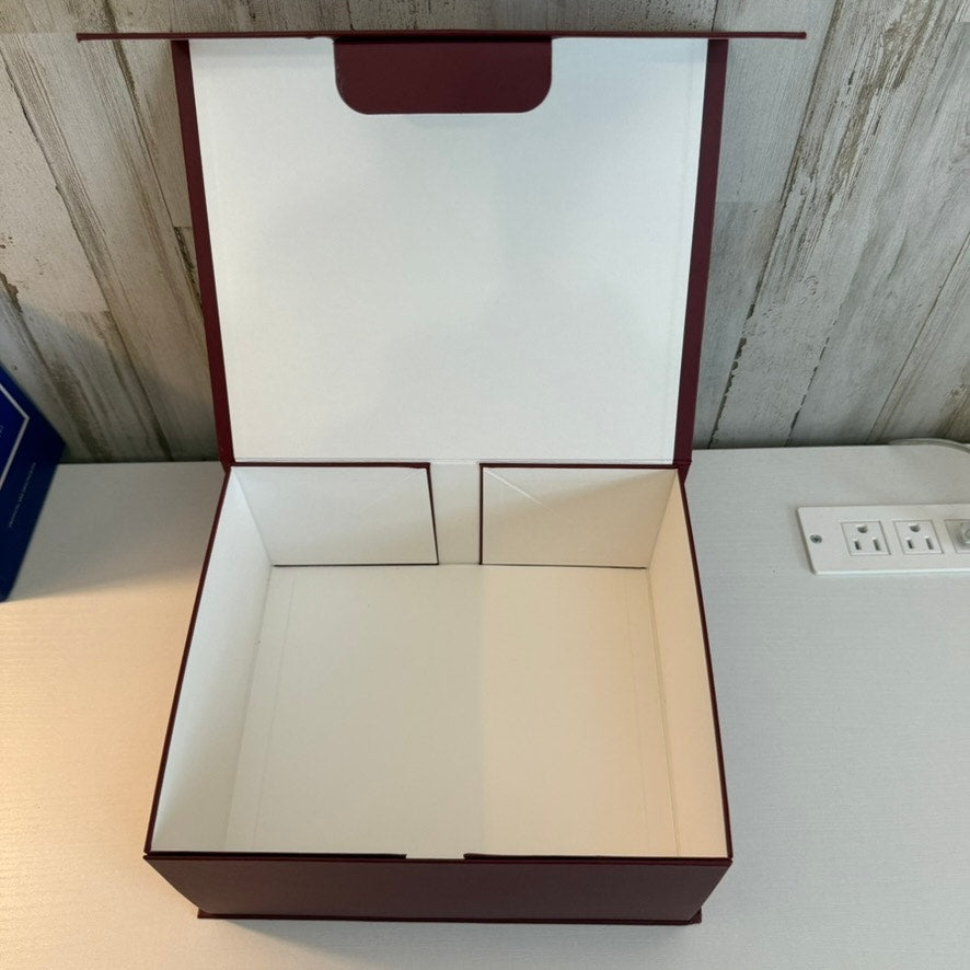 Gucci Burgundy Maroon Rigid Gift Presentation Box w/ Lid Large White Logo
