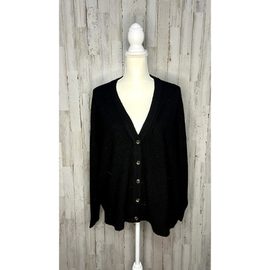 Torrid Plus Size Black V-Neck Button-Front Cardigan Sweater Size 2