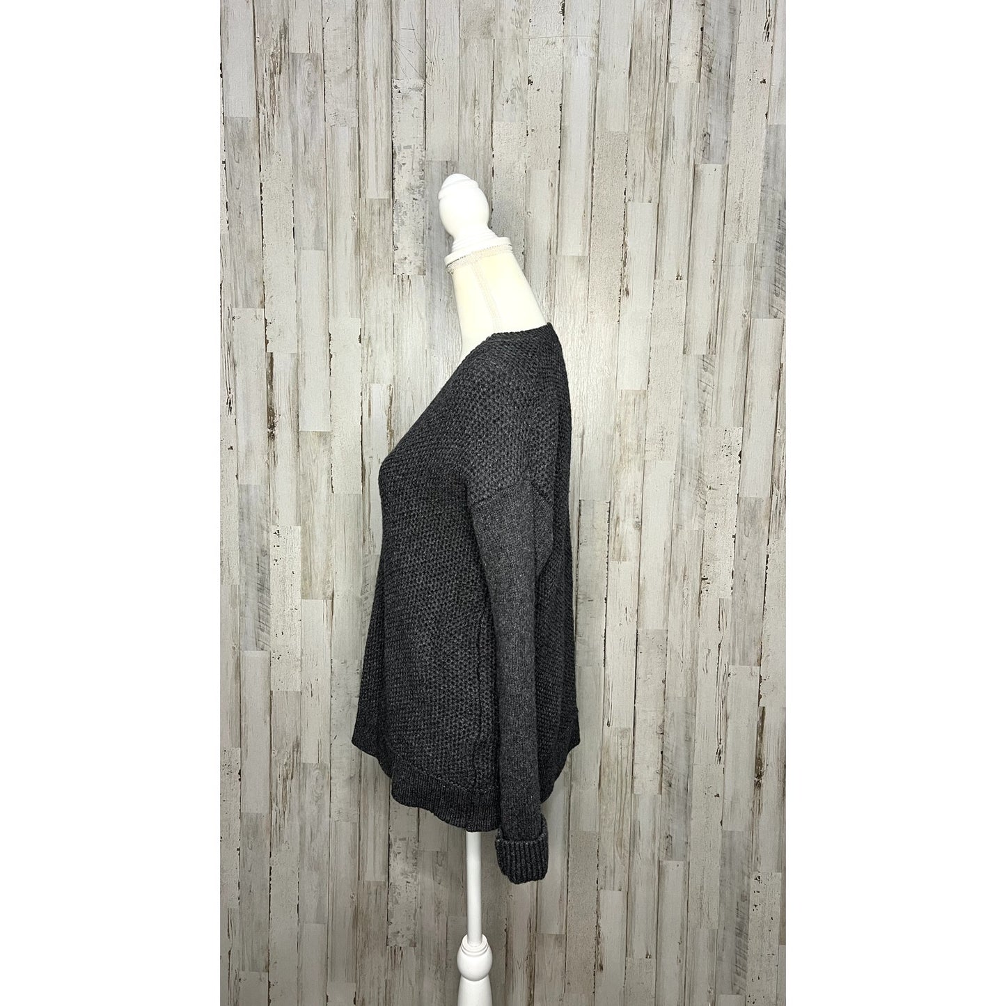 Banana Republic Women's V-Neck Knit Gray Pullover Sweater Size Small