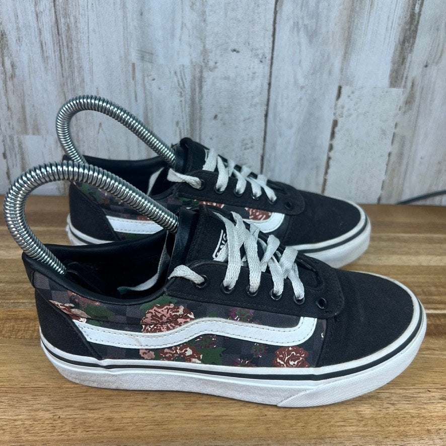 Vans Ward Kids Missy Size 2 Flower & Checkers Lace Up Skate Shoe Sneakers