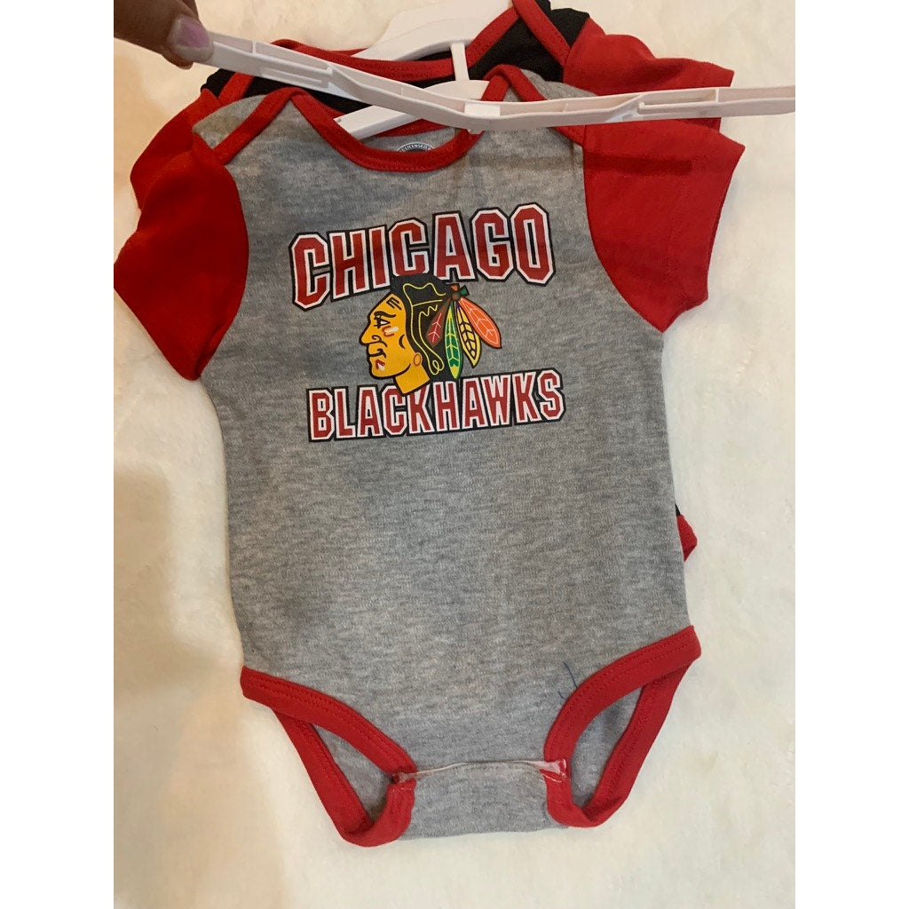 NWT NHL Chicago Blackhawks Baby 3-6 Months 3-Piece Creeper Set Unisex Multicolor