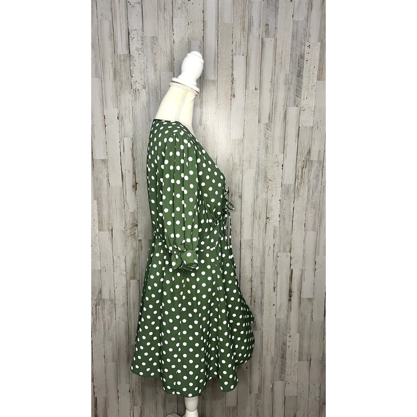 ASOS Women's Size 10 Green Polka Dot Tie Front Mini Tea Dress Short Sleeve