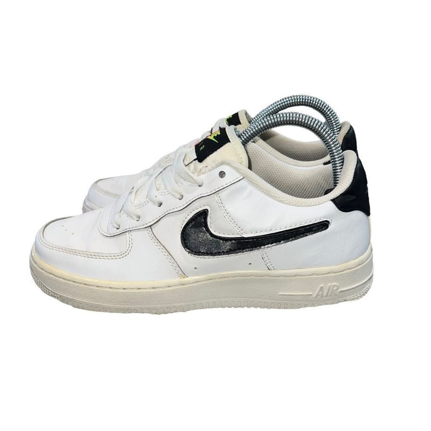 Nike Air Force 1 Removable/Alternate Swoosh LV8 Size 5.5Y
