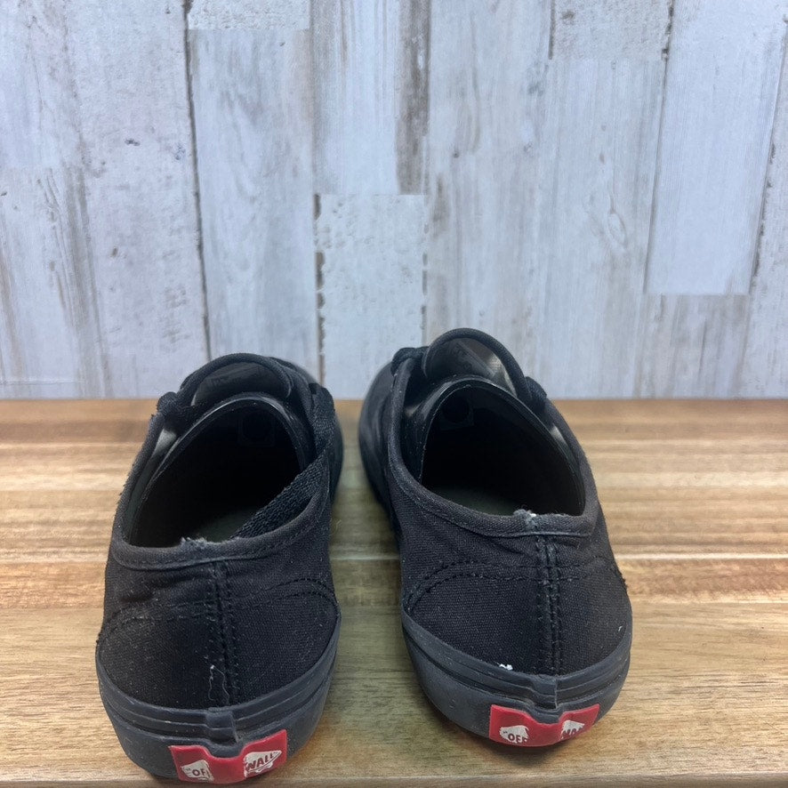 Vans All Black Kids Size 1.5 Low Top Lace Up Sneakers