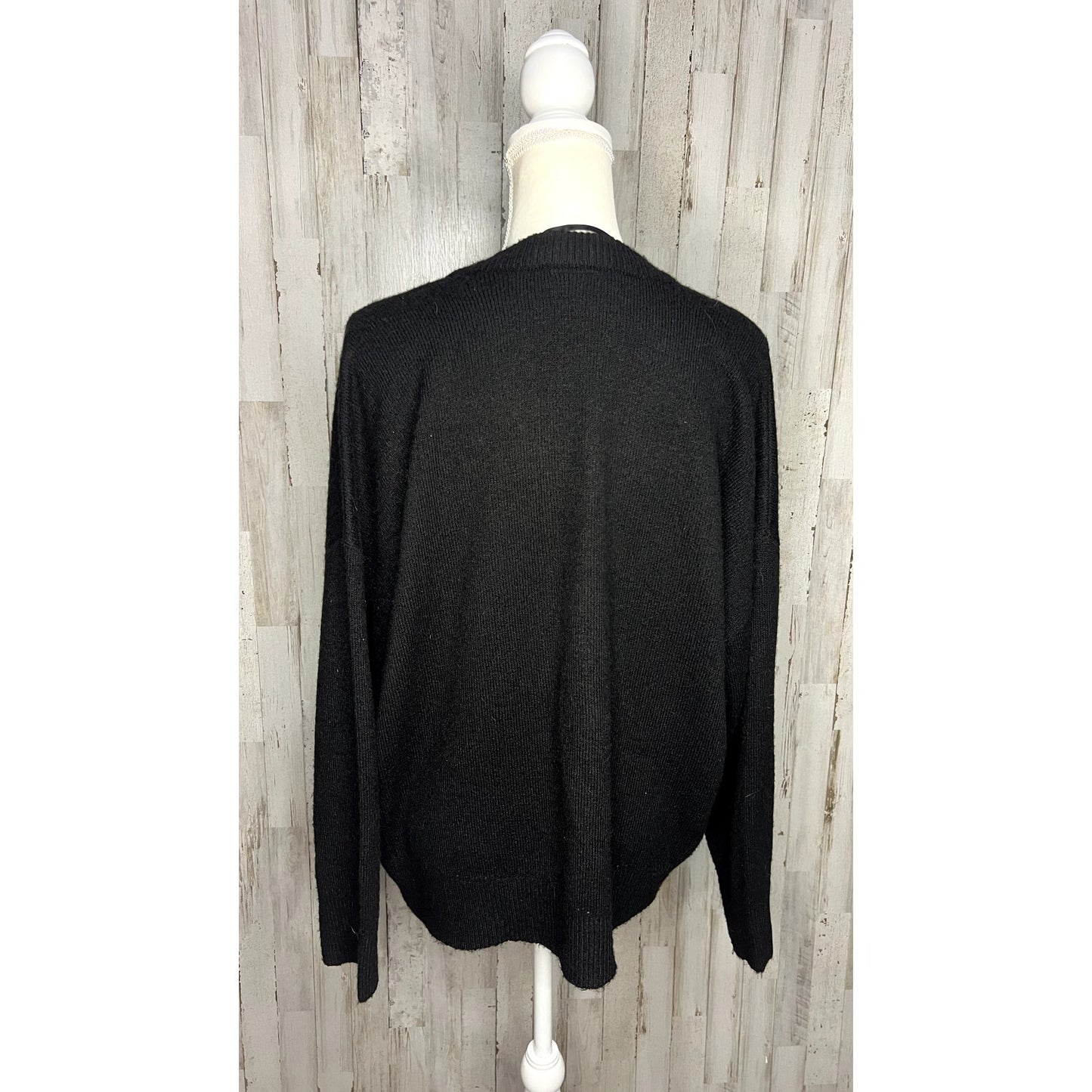 Torrid Plus Size Black V-Neck Button-Front Cardigan Sweater Size 2