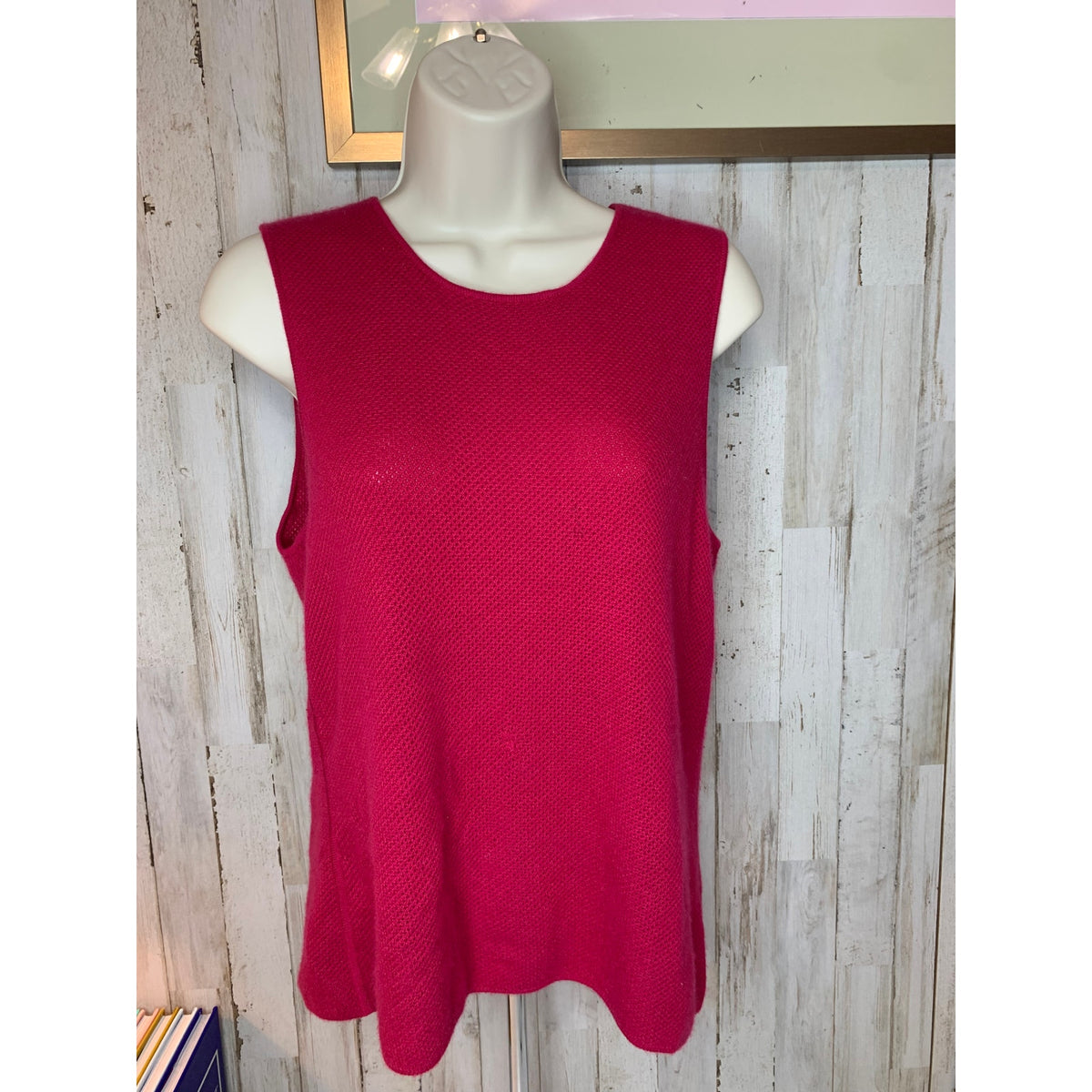 Adrienne Vittadini Sweater Tank Womens Large Red Sleeveless Scoop 100% Cashmere