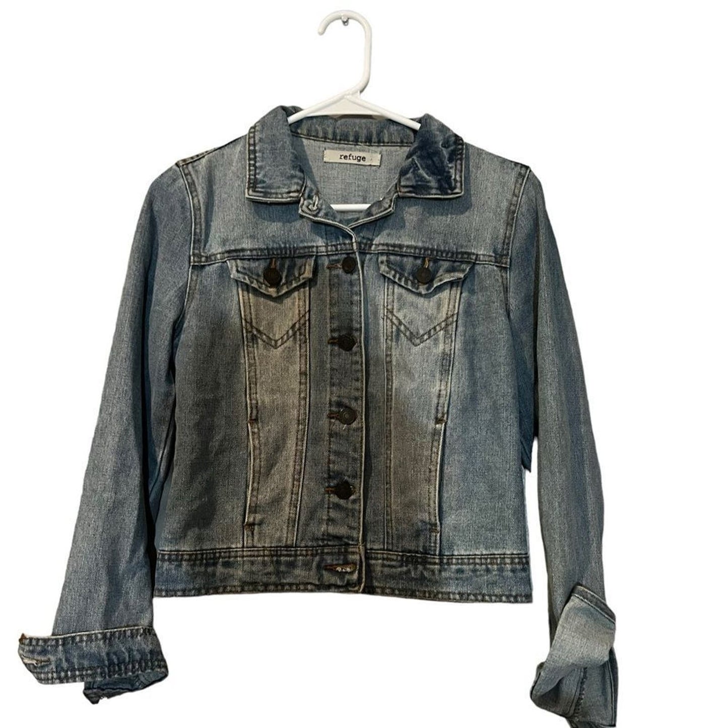 Refuge Women’s Jean Jacket Size Small