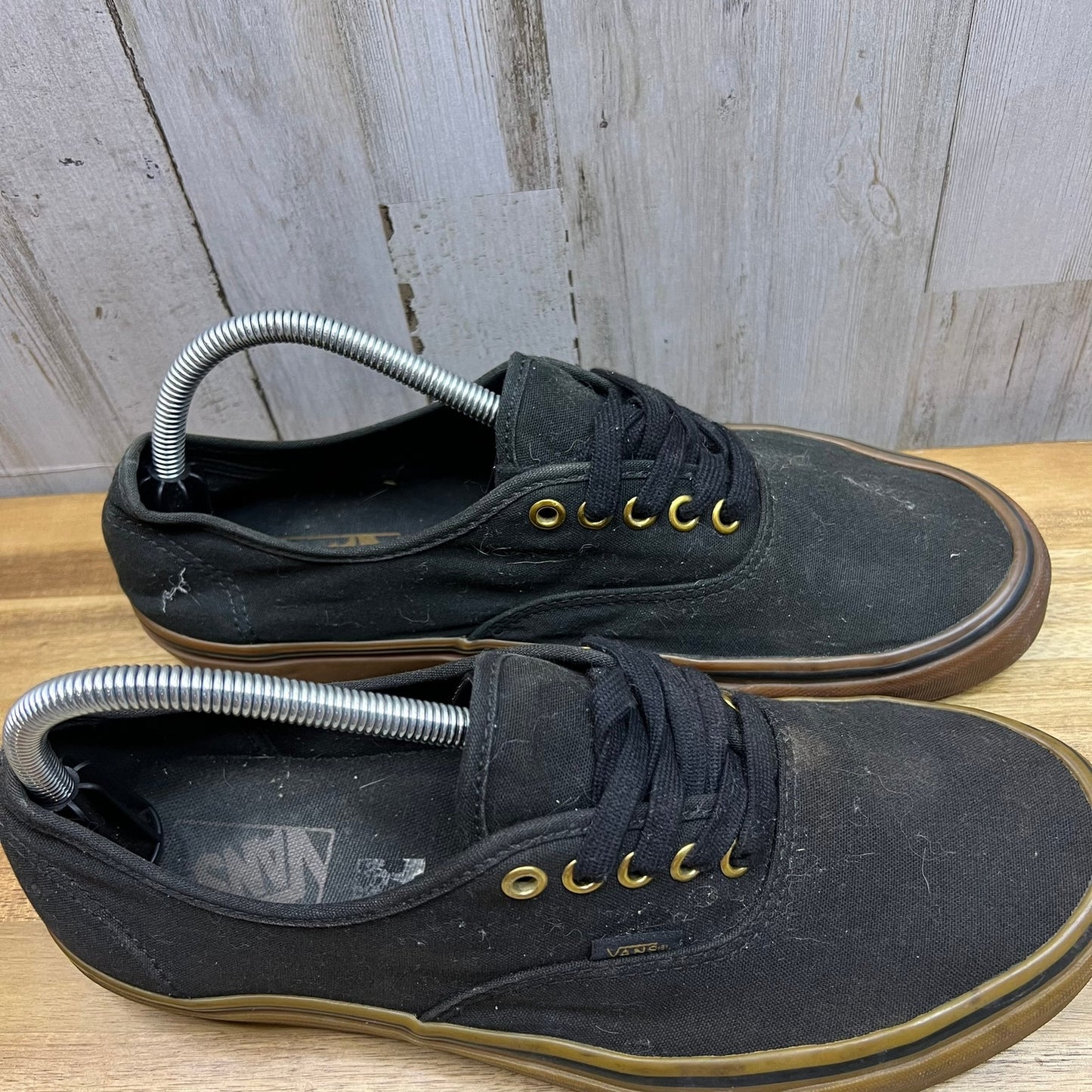 Vans Authentic Unisex Black Gum Skate Low Top Lace-Up Sneakers M 9.5 / W 11.0