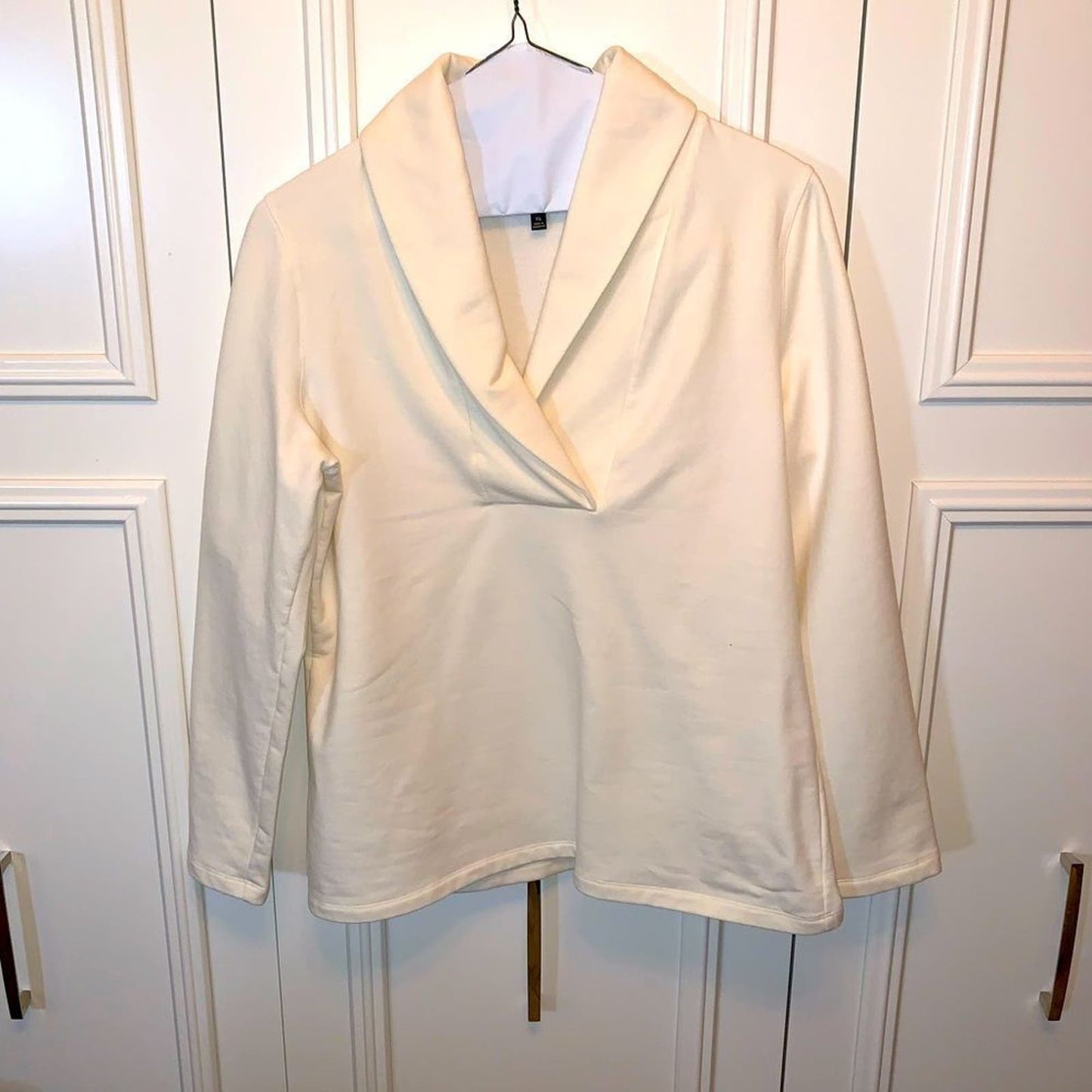 Talbots Ivory Featherweight Fleece Wrap Neck Pullover Top XL