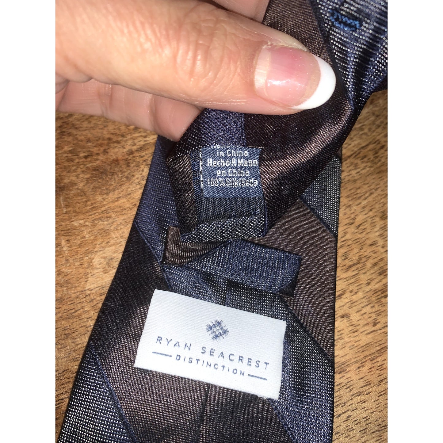 Ryan Seacrest Distinction Men's Blue Striped Silk Necktie
