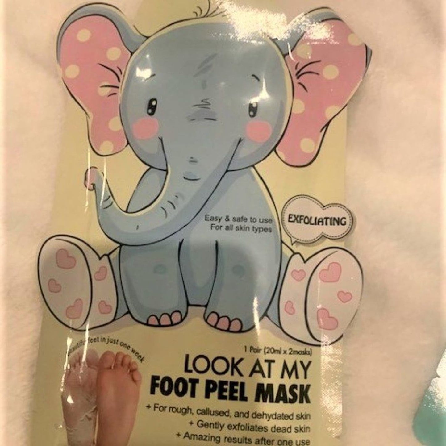 NEW Set 5 moisturizing foot masks for pretty feet!