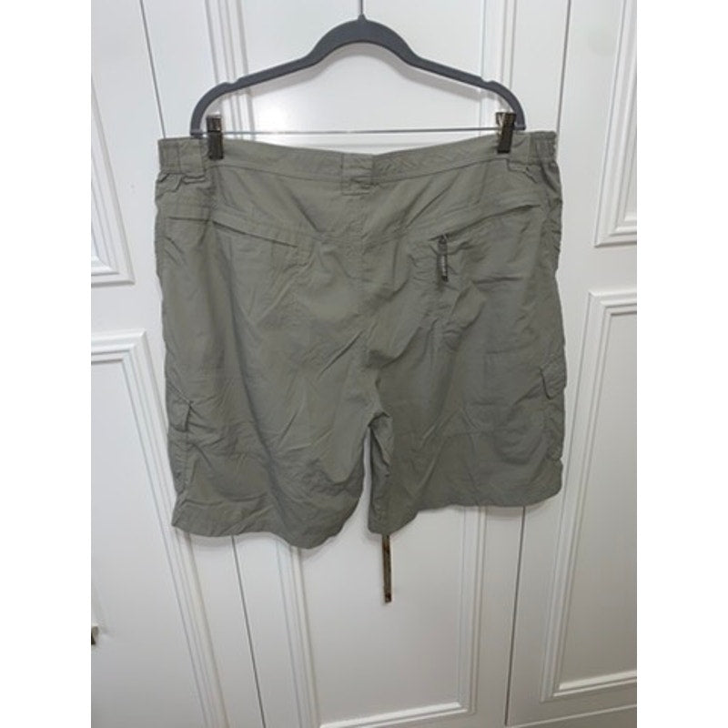 Columbia Men's Cargo Shorts 2XL Beige Lightweight Summer Casual