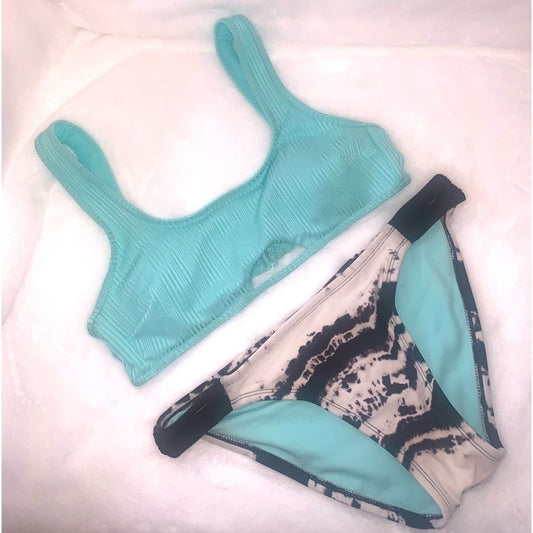 Xhilaration green/black/white bikini M