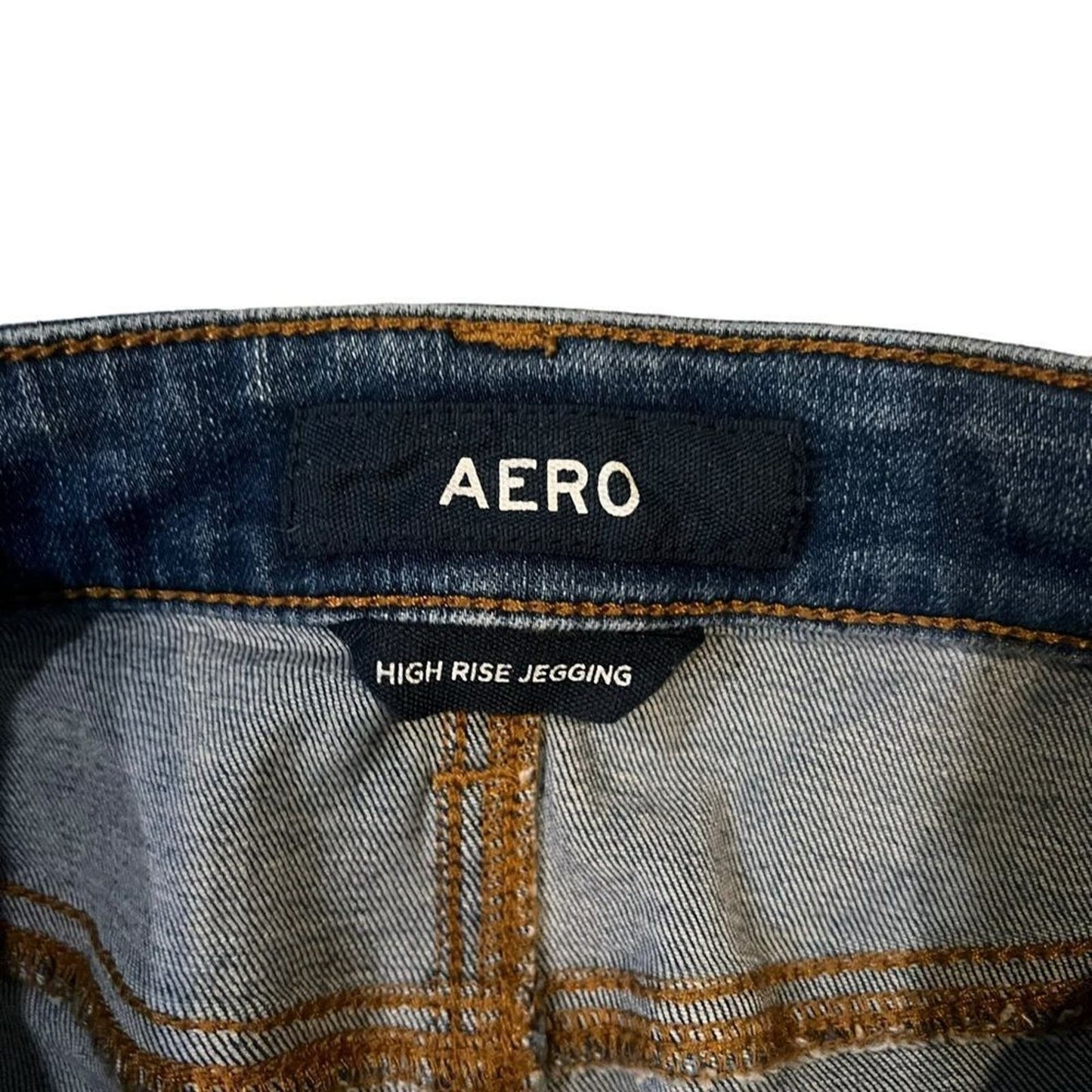 Aero High Rise Jeggings Size 8 Short