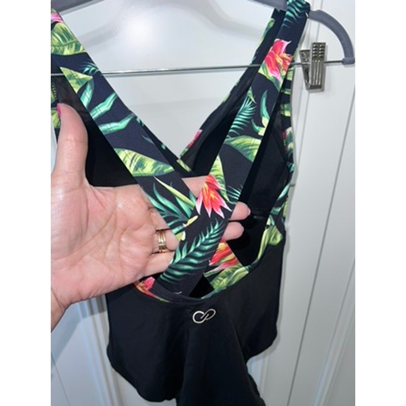 NWOT CALIA by Carrie Underwood Women's Tropical Print One-Piece Swimsuit 4
