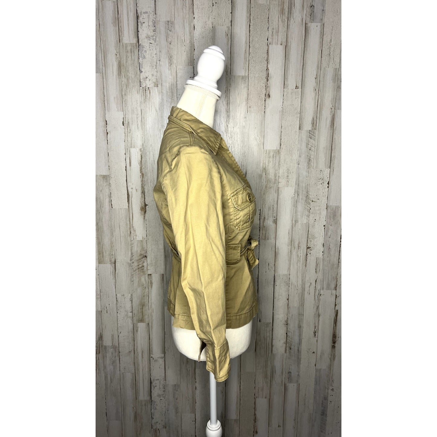 Banana Republic Women's Tan Lightweight Jacket Size 8 Belted Waist