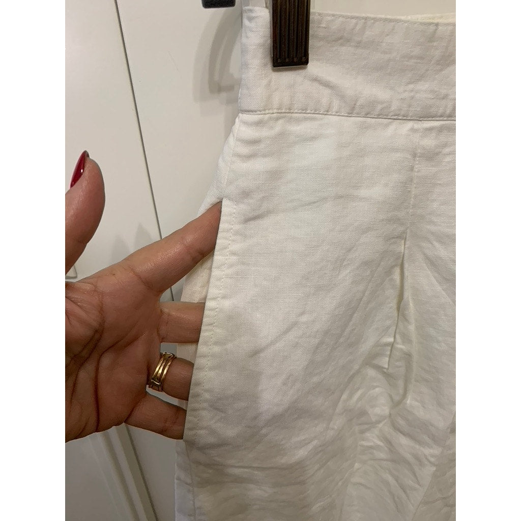 Women's White Bermuda Shorts Bundle Size 10