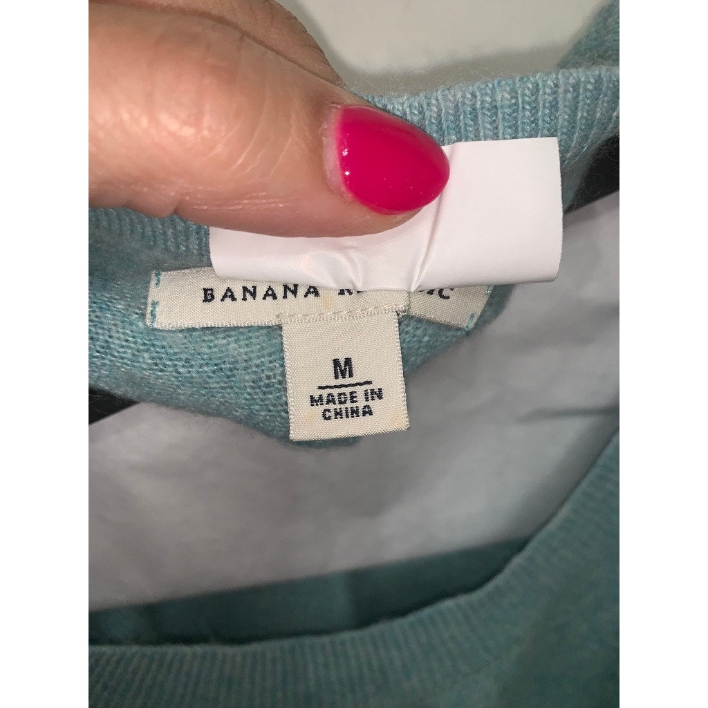 Banana Republic Women's Blue Pullover Sweater Size Medium Long Sleeve