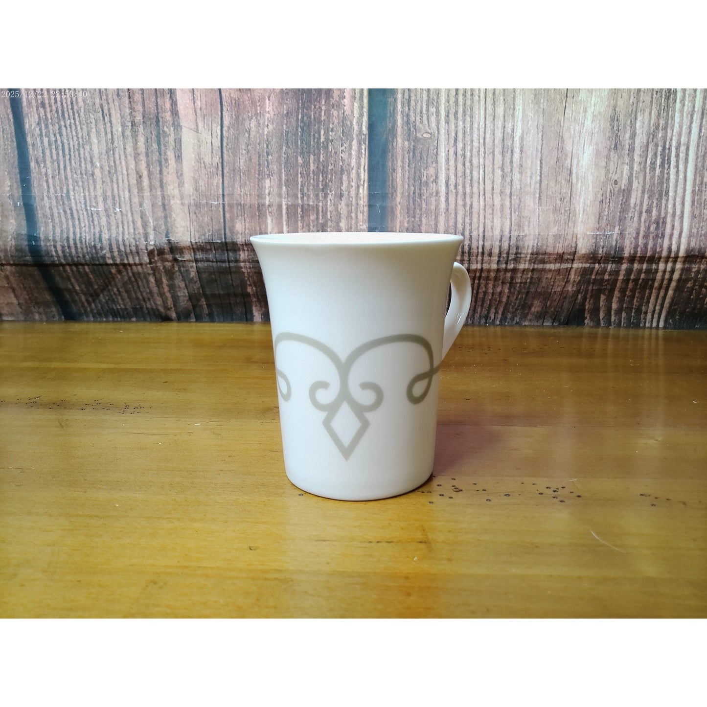 Starbucks Coffee Mug Cup 8.5 fl oz White Gray Scroll 2016