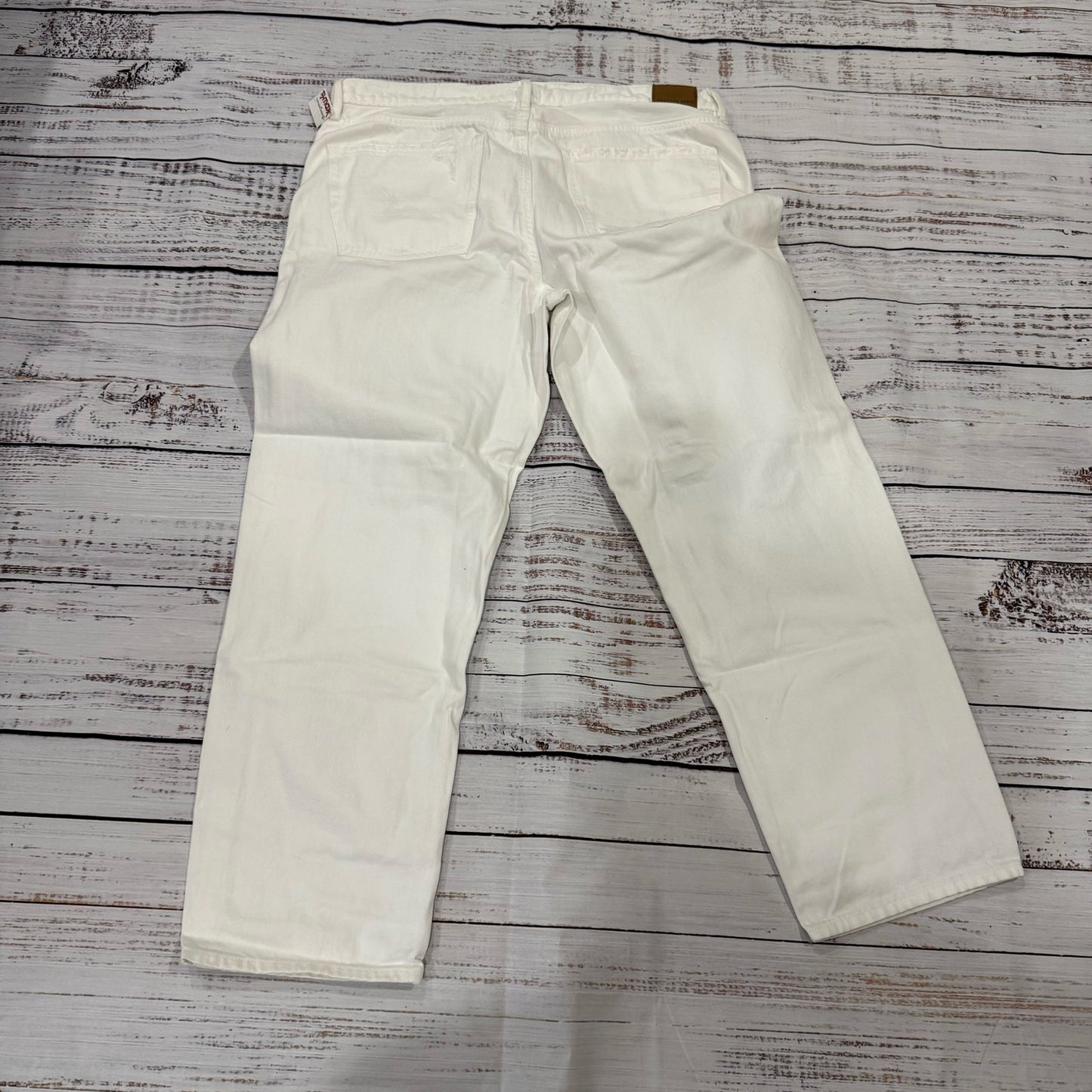 NWT American Eagle Jeans Womens Size 16 Short Plus White 90s Straight